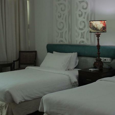 Vitalis White Sands Hotel Santiago  ภายนอก รูปภาพ